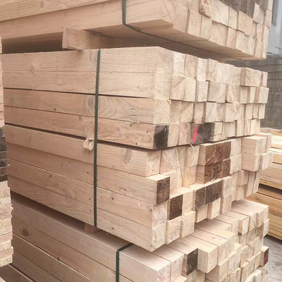 閩東木材 專業(yè)定做3米鐵杉方木，助力工地建設(shè)